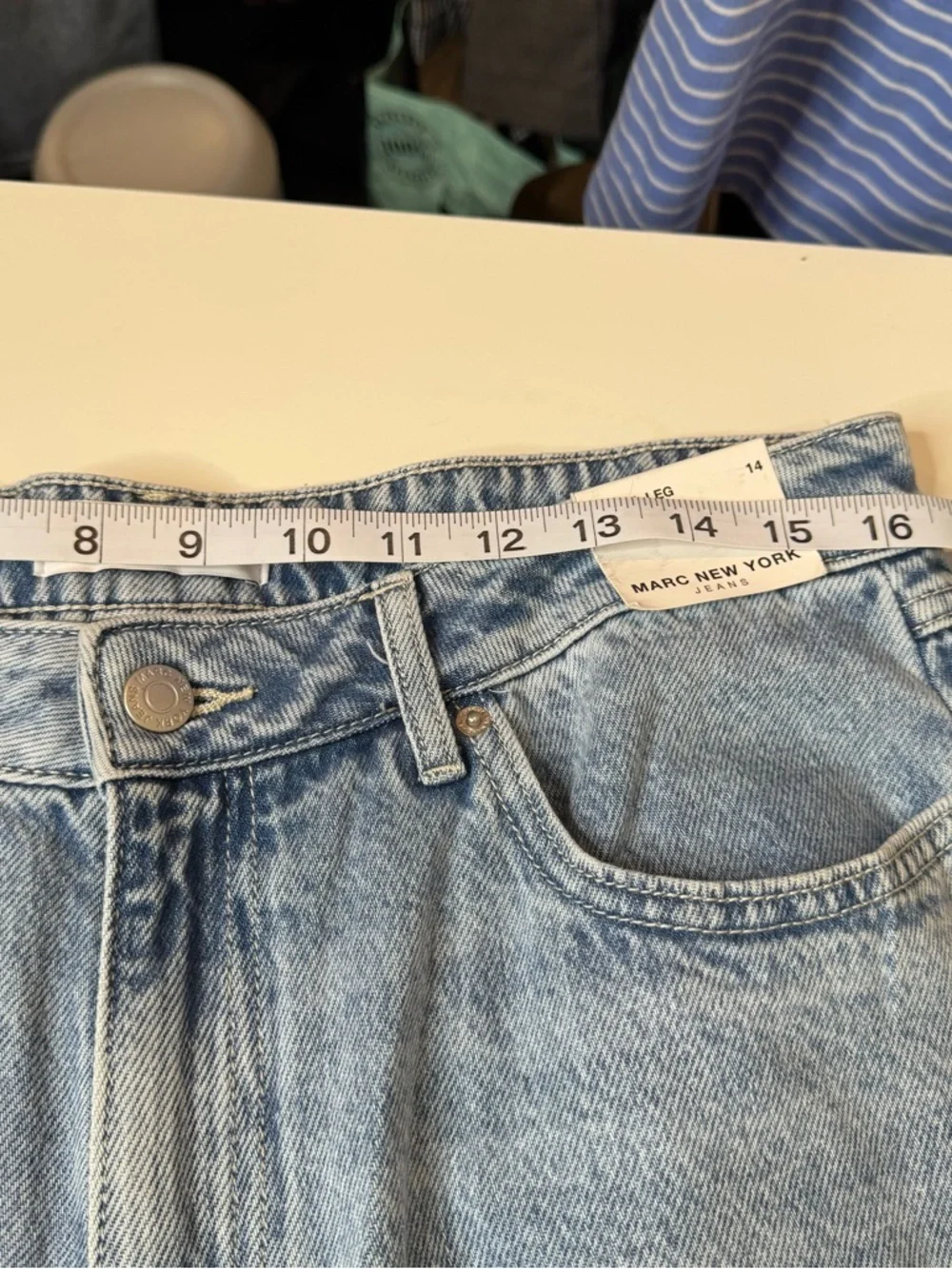 Marc New York Barrel Leg Jeans Size 14 Light Wash High Rise Denim - Picture 8 of 11